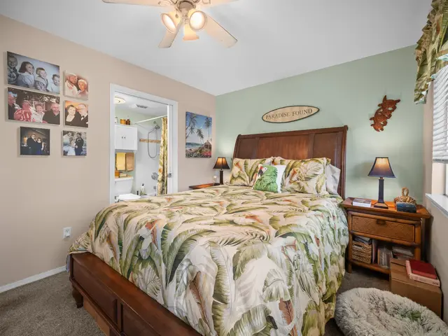 Listing Image for 55 Halili Ln 11e 12 of 36