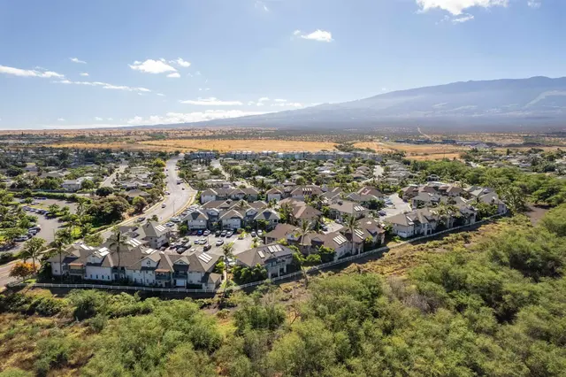 Listing Image for 55 Halili Ln 11e 19 of 36