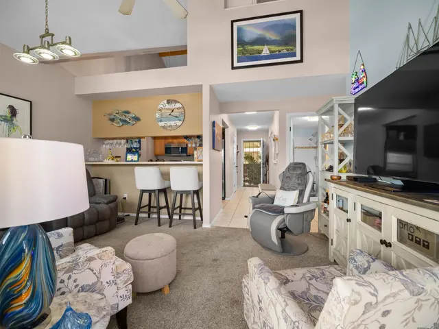 Listing Image for 55 Halili Ln 11e 2 of 36