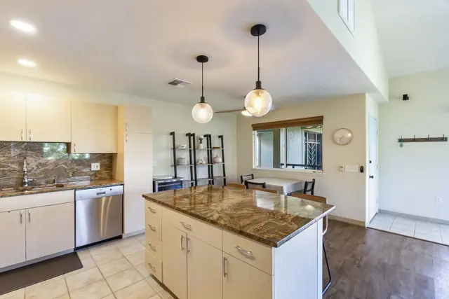 Listing Image for 15 Kiohuohu Ln 24-5 12 of 34