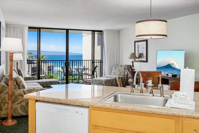 Listing Image for 3445 Lower Honoapiilani Rd 711 14 of 46