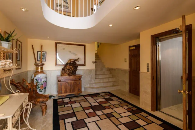 Listing Image for 199 E Ikea Moku Pl 8 of 30