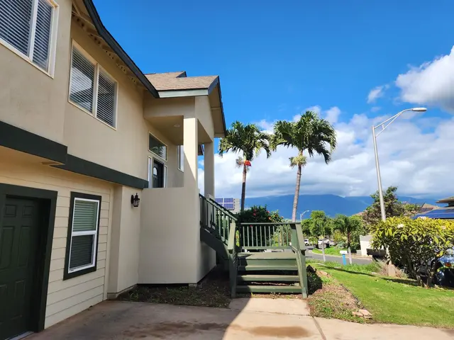 Listing Image for 270 Palanehe St 2 of 23