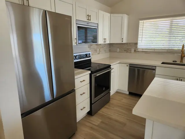 Listing Image for 270 Palanehe St 4 of 23