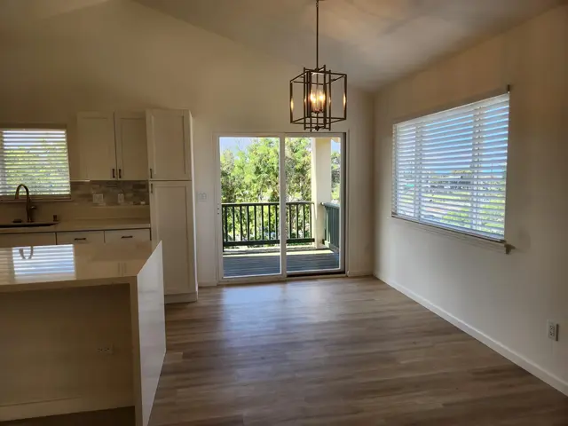 Listing Image for 270 Palanehe St 5 of 23