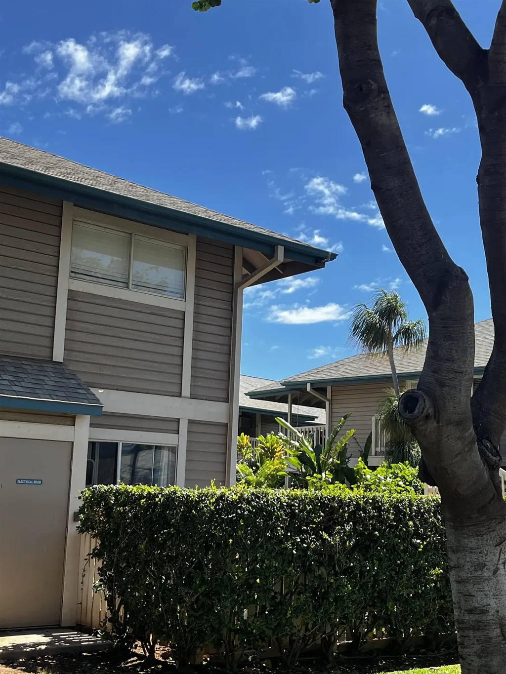 480 Kenolio Rd 1-101, Kihei