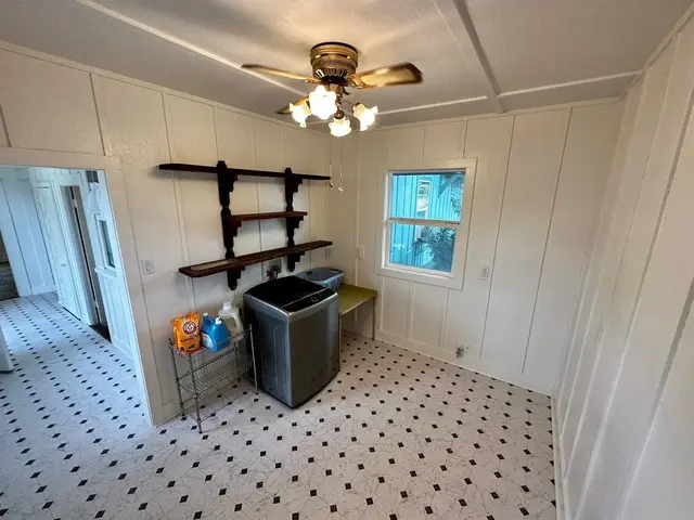 Listing Image for 1743 Mill St 15 of 29
