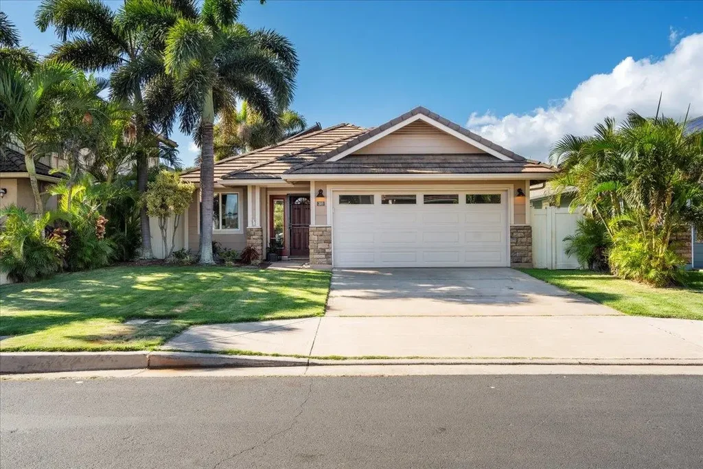203 Molehulehu Loop, Kahului