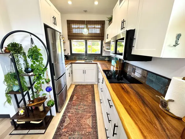Listing Image for 38 Linohau Pl 457 14 of 23