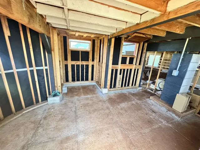 Listing Image for 38 Linohau Pl 457 20 of 23