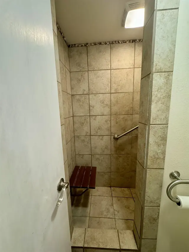 Listing Image for 1000 Kamehameha V Hwy A106 18 of 33