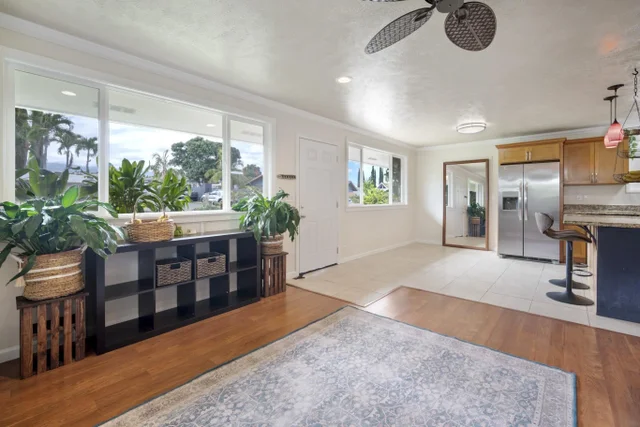 Listing Image for 125 Hiwalani Loop 2 of 50