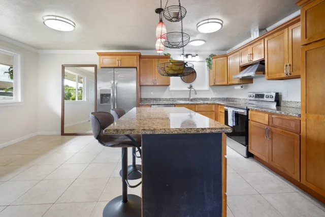 Listing Image for 125 Hiwalani Loop 7 of 50