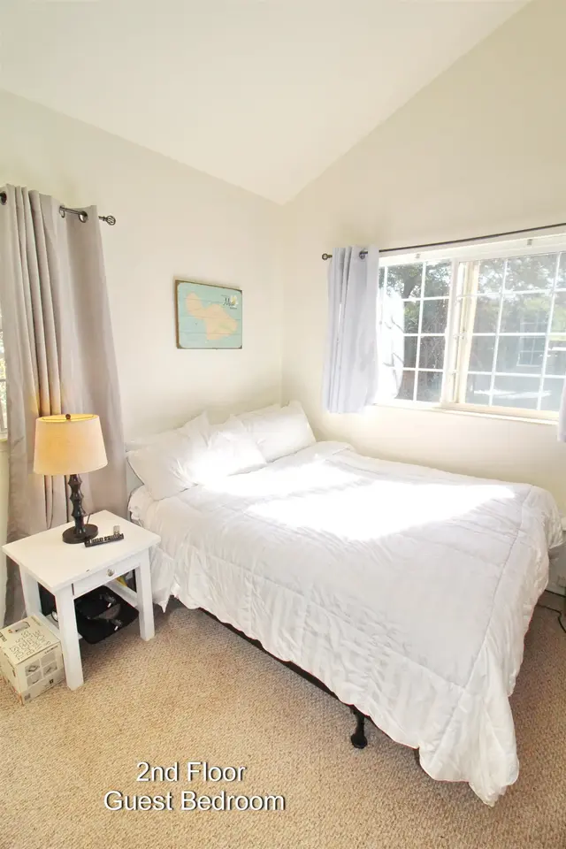 Listing Image for 138 Omaikai Pl 10 of 38