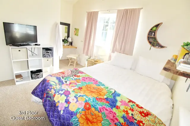 Listing Image for 138 Omaikai Pl 19 of 38