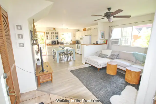Listing Image for 138 Omaikai Pl 2 of 38