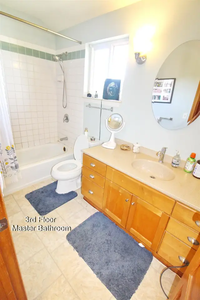 Listing Image for 138 Omaikai Pl 25 of 38