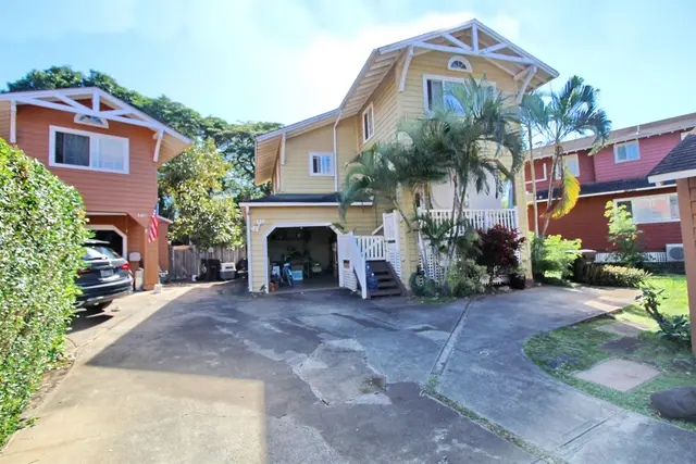 Listing Image for 138 Omaikai Pl 34 of 38