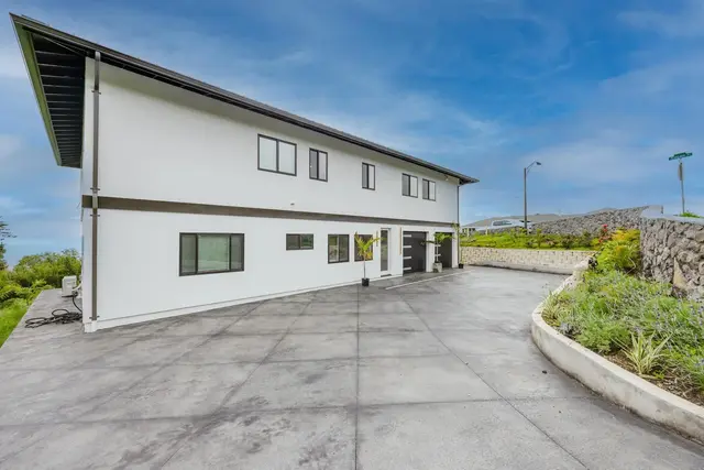 Listing Image for 101 Elepaio Pl A 42 of 43