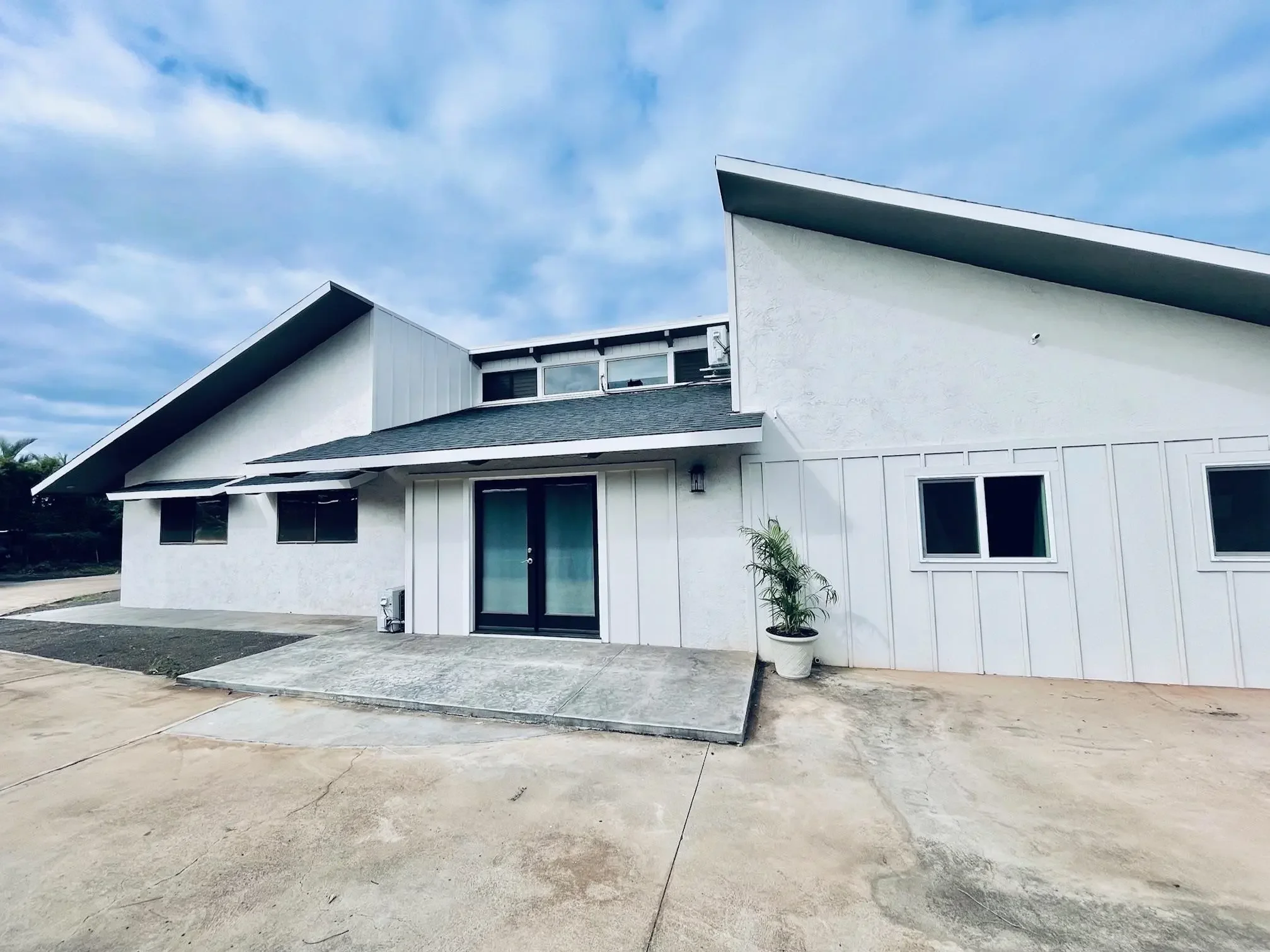 Photo of Listing #408295