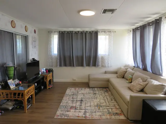 Listing Image for 794 Pala Cir 4 of 18