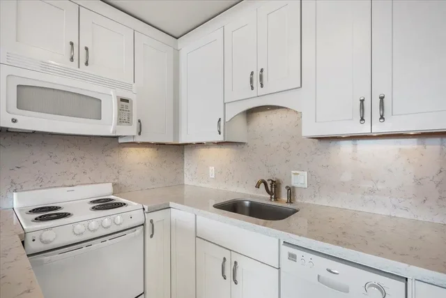 Listing Image for 1403 Front St 309 11 of 33