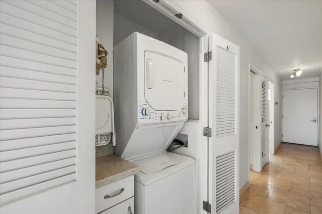 Listing Image for 1403 Front St 309 23 of 33