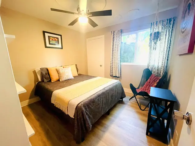 Listing Image for 140 Uwapo Rd 53-101 28 of 48