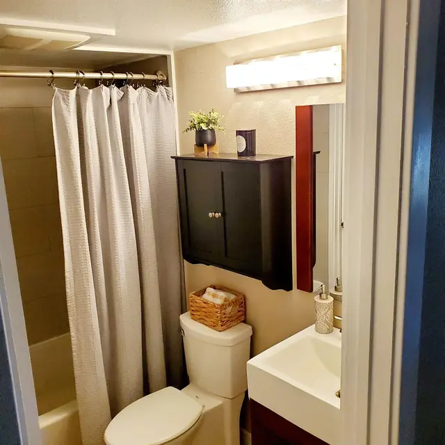 Listing Image for 140 Uwapo Rd 53-101 33 of 48
