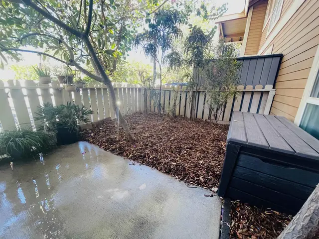 Listing Image for 140 Uwapo Rd 53-101 43 of 48