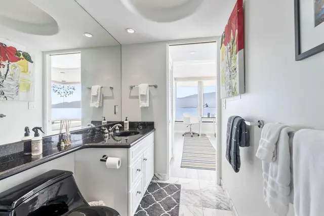 Listing Image for 50 Hauoli St 407 28 of 41