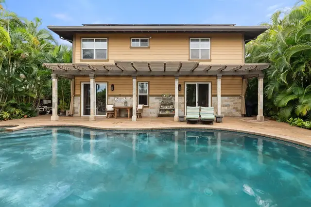 Listing Image for 18 Hoohale St 46 of 50