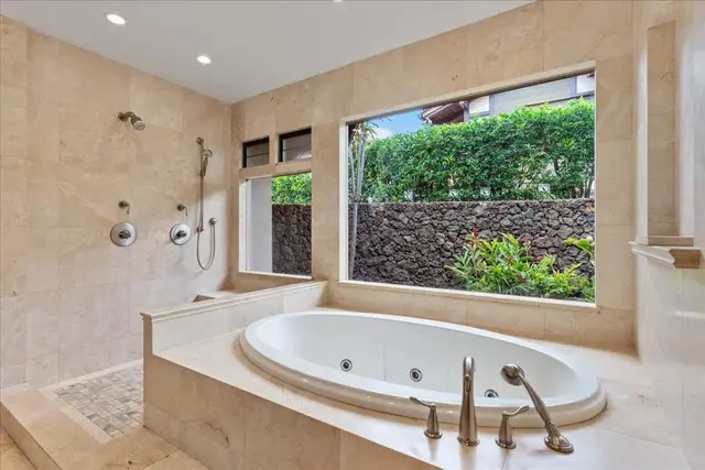 Listing Image for 35 Puu Hale St 10 of 38
