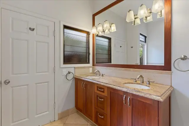 Listing Image for 35 Puu Hale St 24 of 38