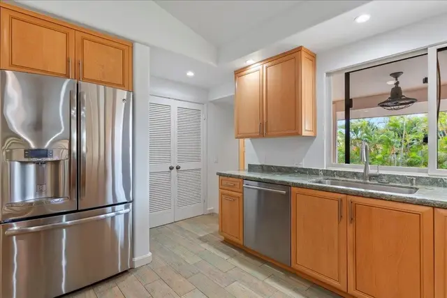 Listing Image for 35 Puu Hale St 29 of 38