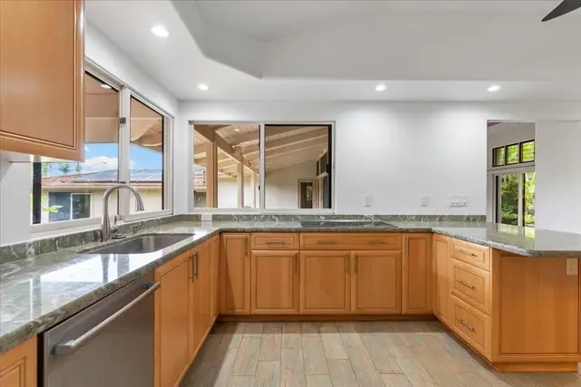 Listing Image for 35 Puu Hale St 33 of 38