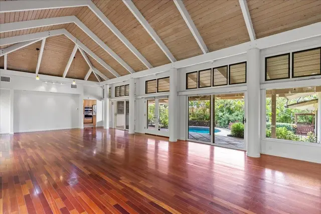Listing Image for 35 Puu Hale St 7 of 38