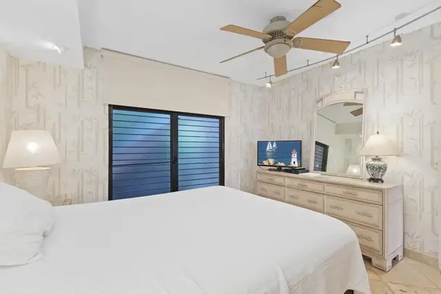 Listing Image for 3765 Lower Honoapiilani Rd 102 31 of 46