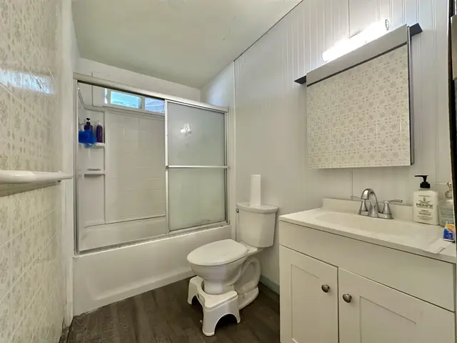 Listing Image for 151 Holua Dr 10 of 38