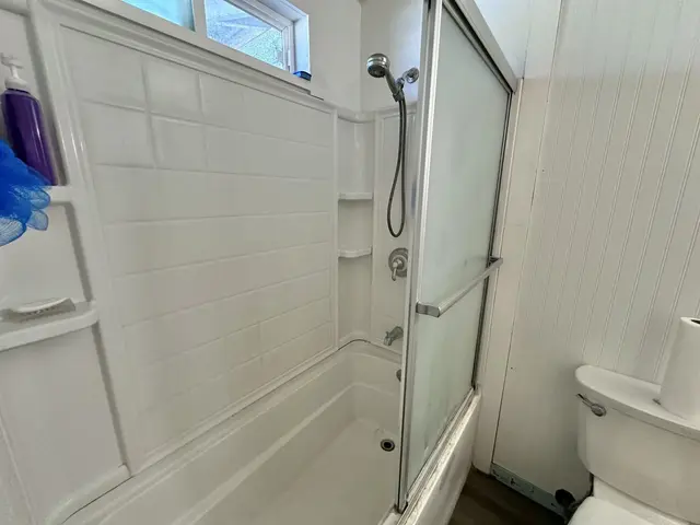 Listing Image for 151 Holua Dr 11 of 38