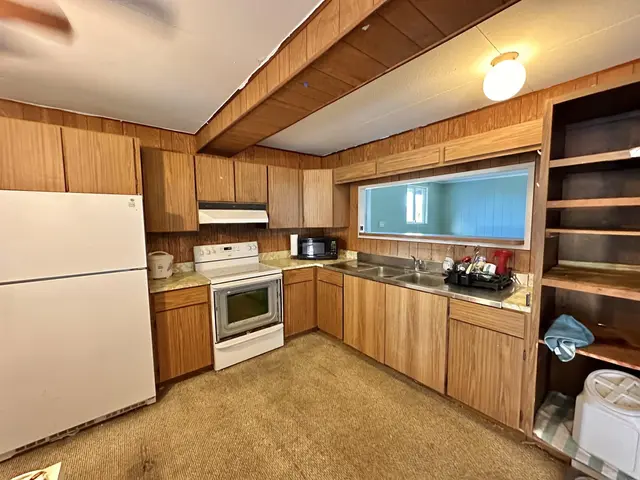 Listing Image for 151 Holua Dr 7 of 38
