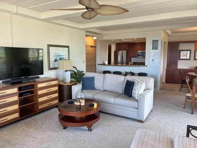Listing Image for 2481 Kaanapali Pkwy 1023 V 4 of 37