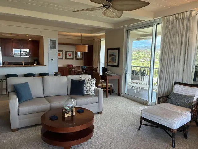 Listing Image for 2481 Kaanapali Pkwy 1023 V 6 of 37