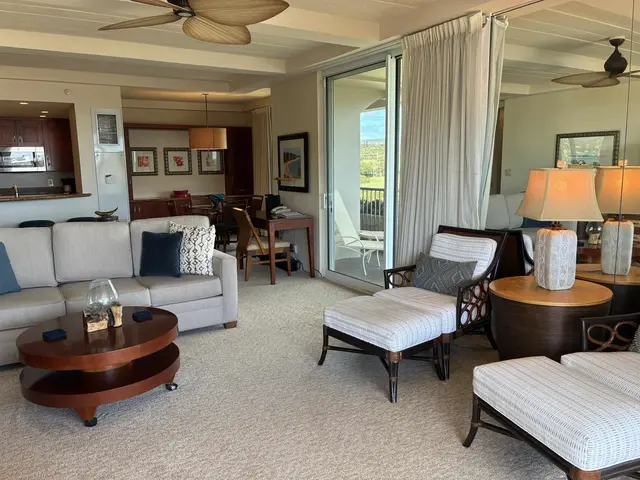 Listing Image for 2481 Kaanapali Pkwy 1023 V 7 of 37