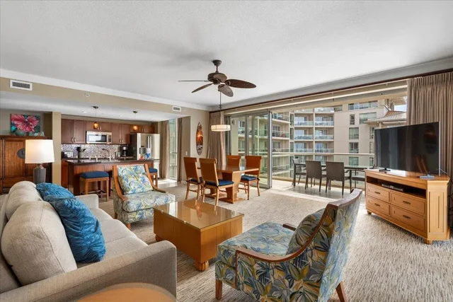 Listing Image for 130 Kai Malina Pkwy Sr 741 5 of 43