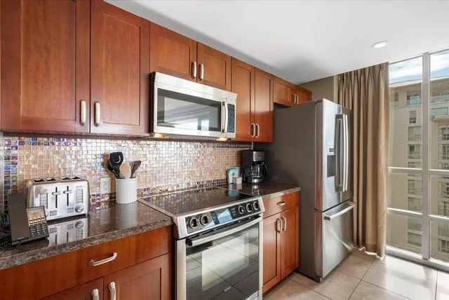 Listing Image for 130 Kai Malina Pkwy Sr 741 8 of 43