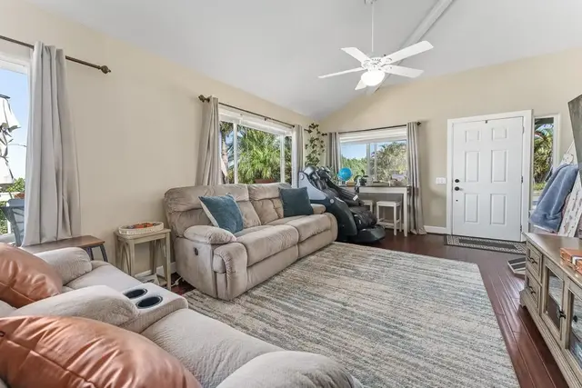 Listing Image for 55 Anuenue Pl 12 of 39