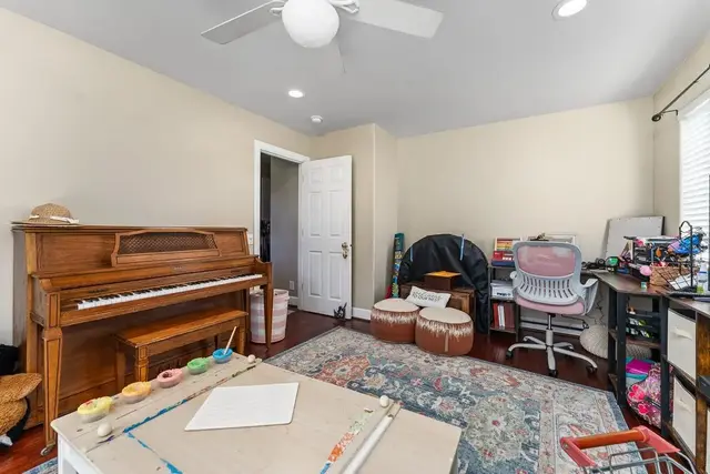 Listing Image for 55 Anuenue Pl 16 of 39