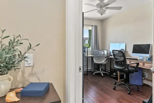 Listing Image for 55 Anuenue Pl 28 of 39