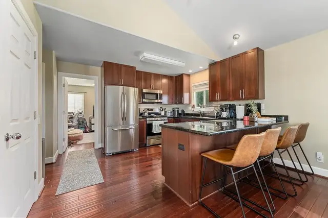 Listing Image for 55 Anuenue Pl 8 of 39